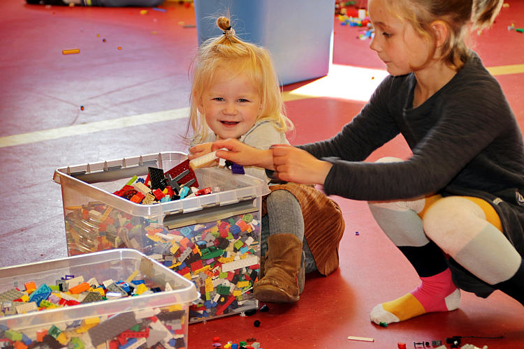 LEGO speelmiddag door Speeltuinvereniging Speelvreugd_36